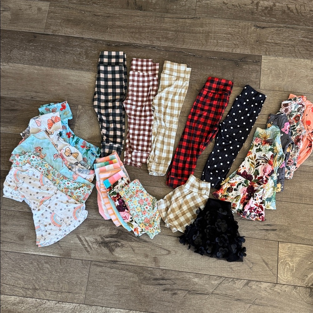 bundle of 6-18 month baby girl clothes